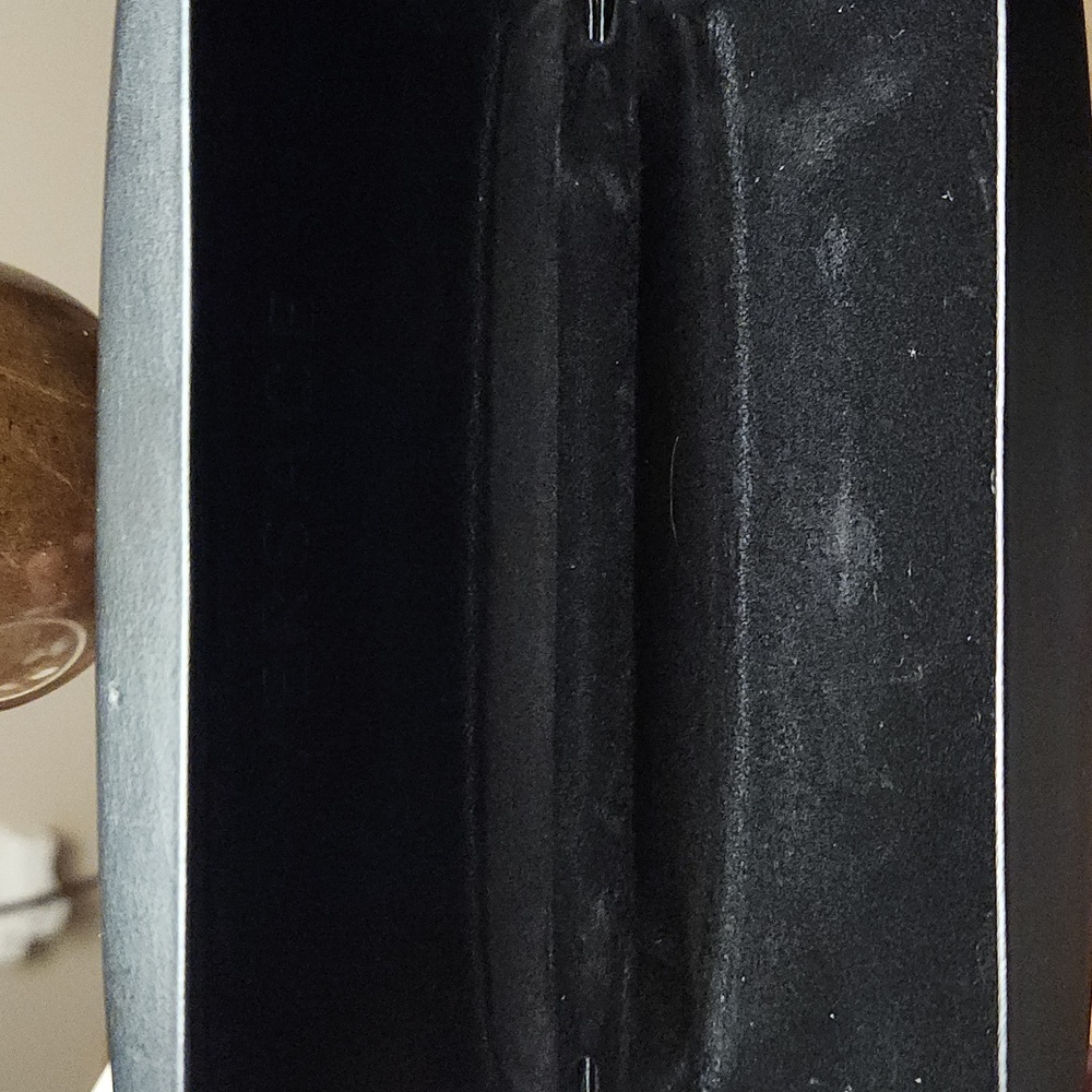 Versace hard sided glasses case - Picture 4 of 12